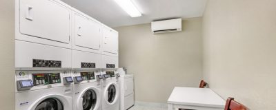 Agate Beach Inn guest laundry