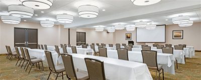 Photo of Agate Ballroom in classroom style